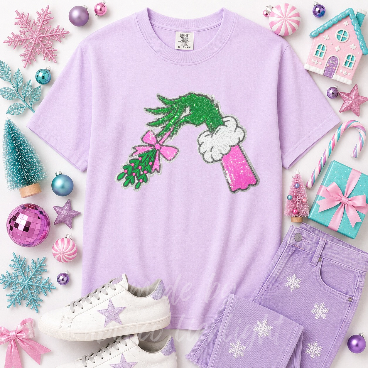 Grinch Hand Mistletoe Christmas Sequin Patch Tshirt