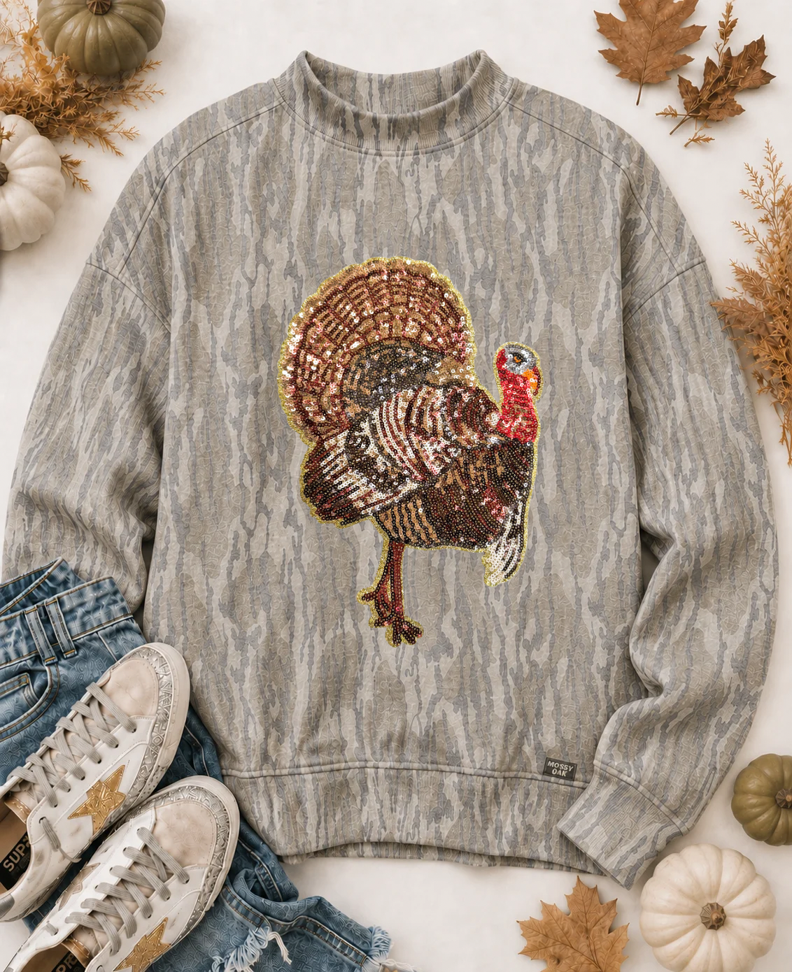 Great Outdoors Hunting Patch Mossy Oak Bottomland Mockneck Crew