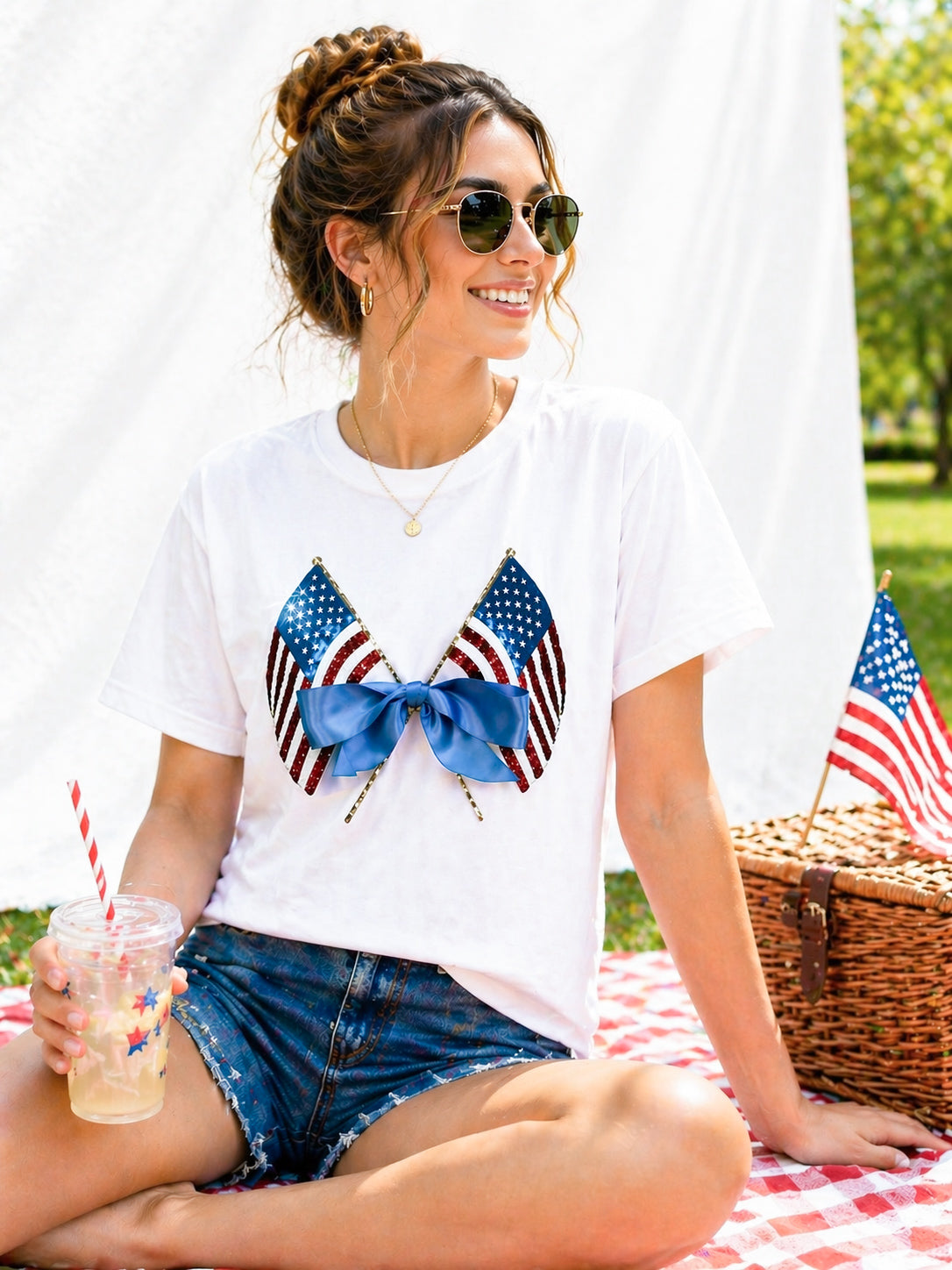 American Flag Bow 4th July Holiday 
Sequins Tshirt